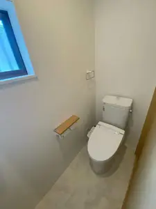 家の傾きを直し新築同様に。家族の思い出と一緒に住み続ける家