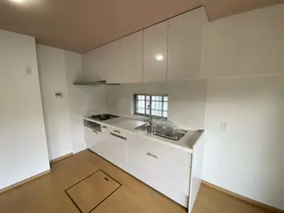 LDKリフォーム・キッチンリフォーム・クロス張り替え工事