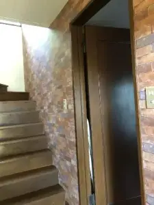 クロスにこだわり・2階の水色のクロスをアクセントに