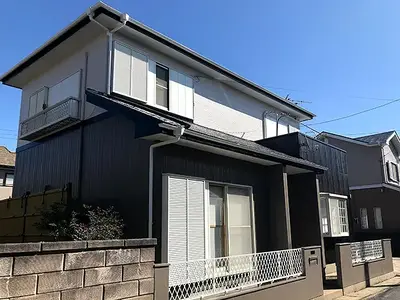 3色使いのオシャレな外壁に塗装