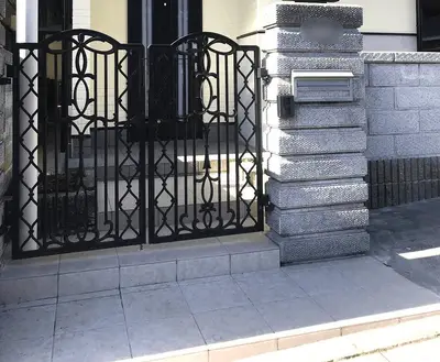 クリーム色の外壁で家のイメージが明るく！