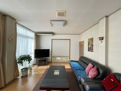 お孫さんが安全に遊べるように 応接間を和室にリフォーム