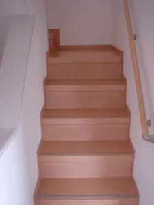 カーペットの階段を改修☆