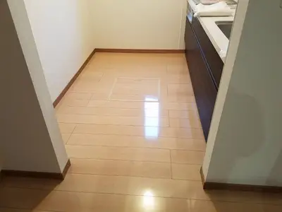 床のフロアコーティング施工♪