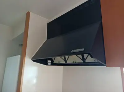 お手入れ簡単なシロッコファンタイプのレンジフード