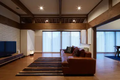 既存の梁や柱を活かした和モダン風リフォーム