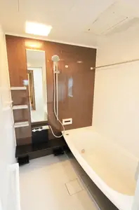 太陽光と木の温もりで、幸せがあふれる快適な空間