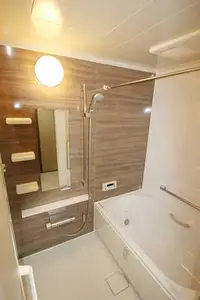 開放的なリビングで、自然と会話が弾む、大人シックなお家