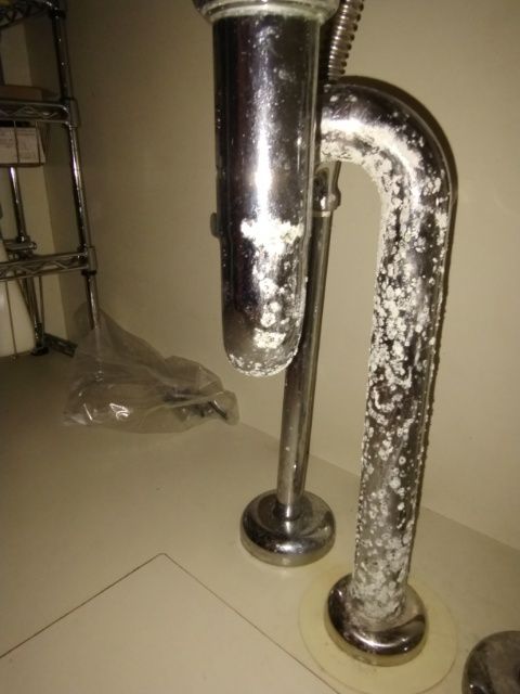 排水トラップ交換工事