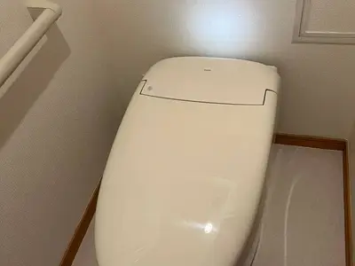 新築のようなトイレに生まれ変わりました！