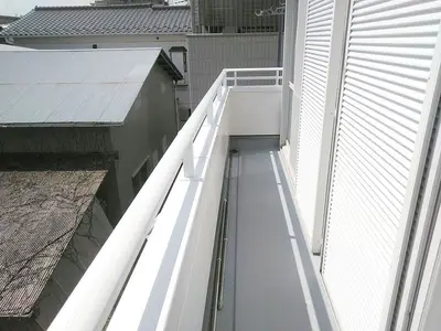 ベランダ改修工事と外壁・屋根塗装