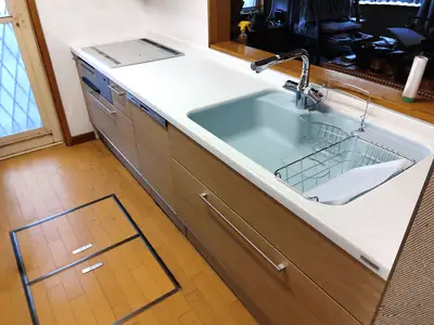 老朽化も水漏れも解決。快適な新しいキッチン。