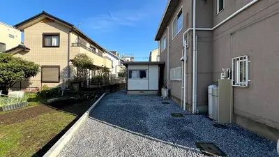 埼玉県草加市 家周りの雑草対策は防草シートと砂利