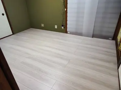 畳から床へ