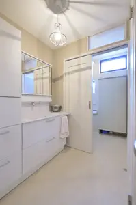 50年の歴史を刻む家に、新たな光と広さを