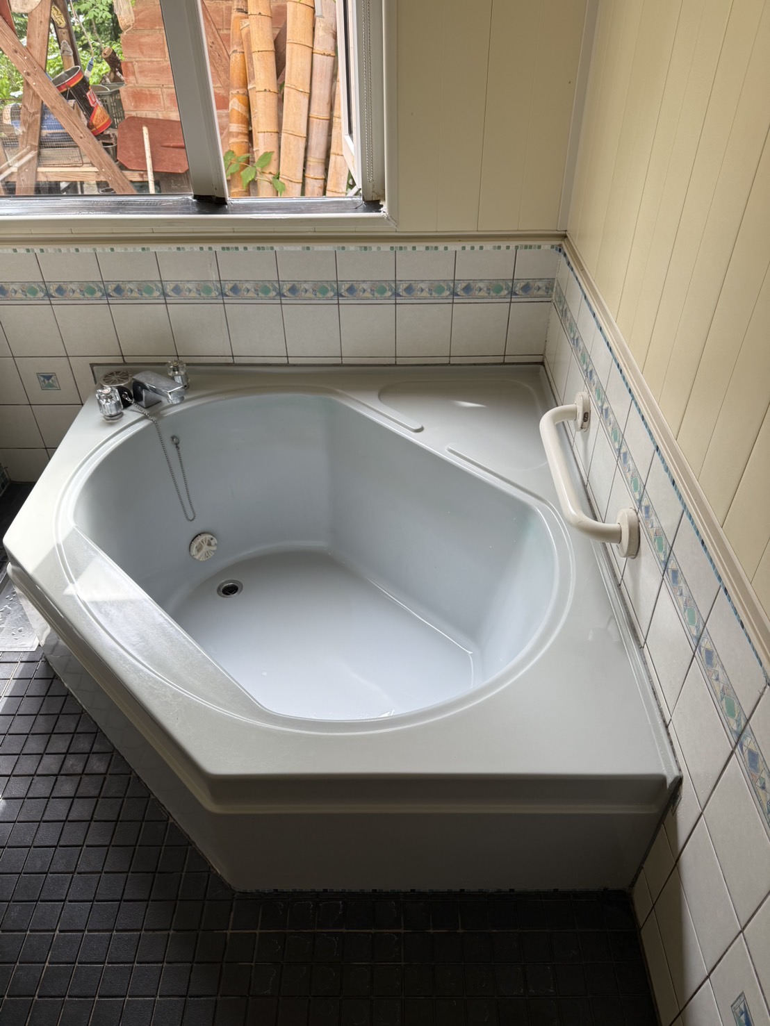 ゆったり暖かい快適なユニットバスへ