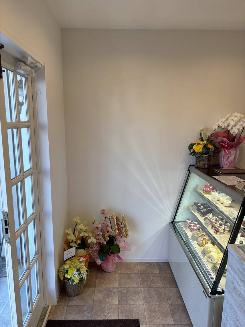 ケーキ&デリカ店 【Arco Iris】