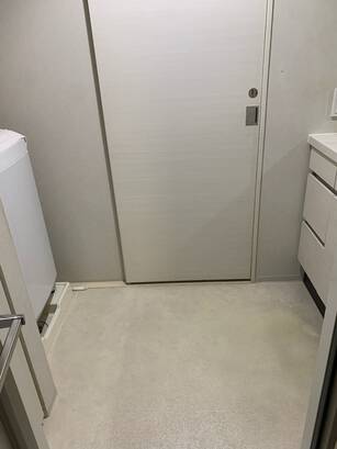 トイレ交換+内装工事