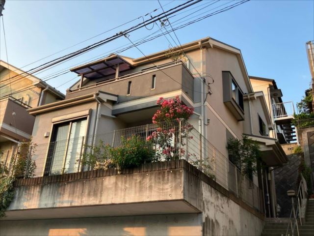 I・H様（横浜市戸塚区）屋根カバー・外壁塗装、ペイントアート