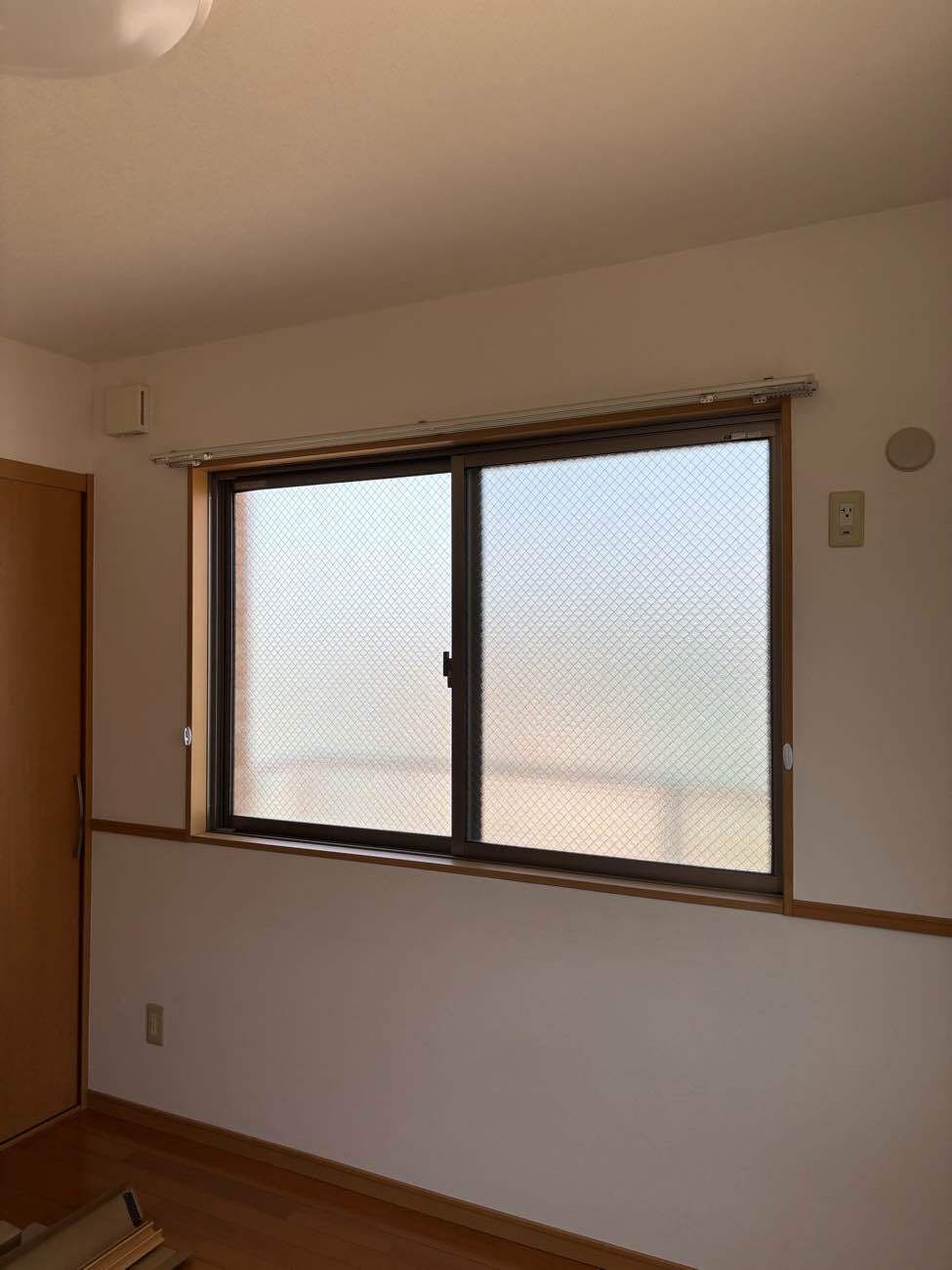 原状回復及び内窓（二重窓）設置工事