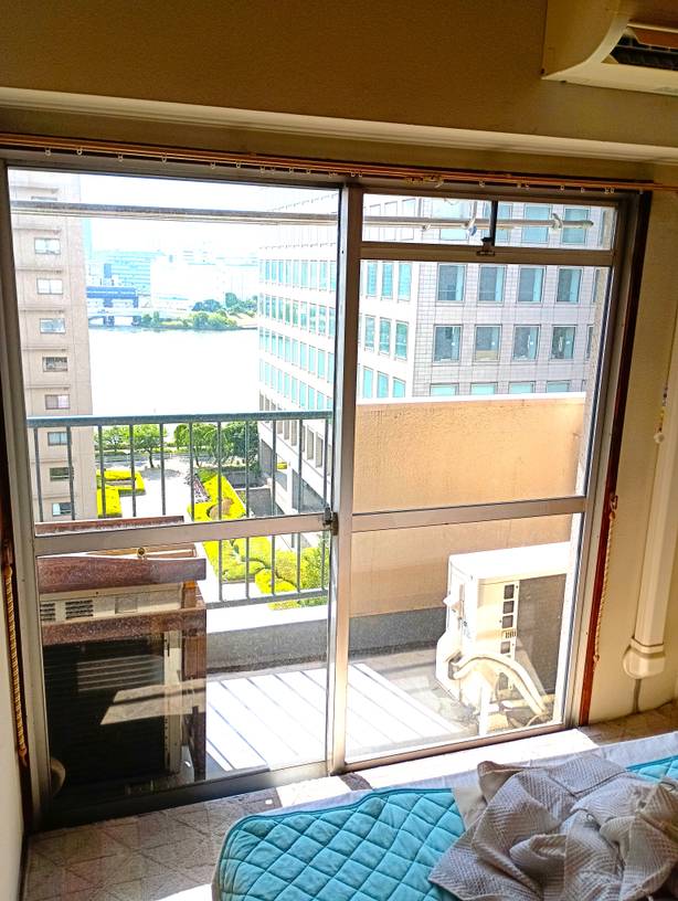 窓のリフォームをしたら風景も部屋も明るくキレイになりました