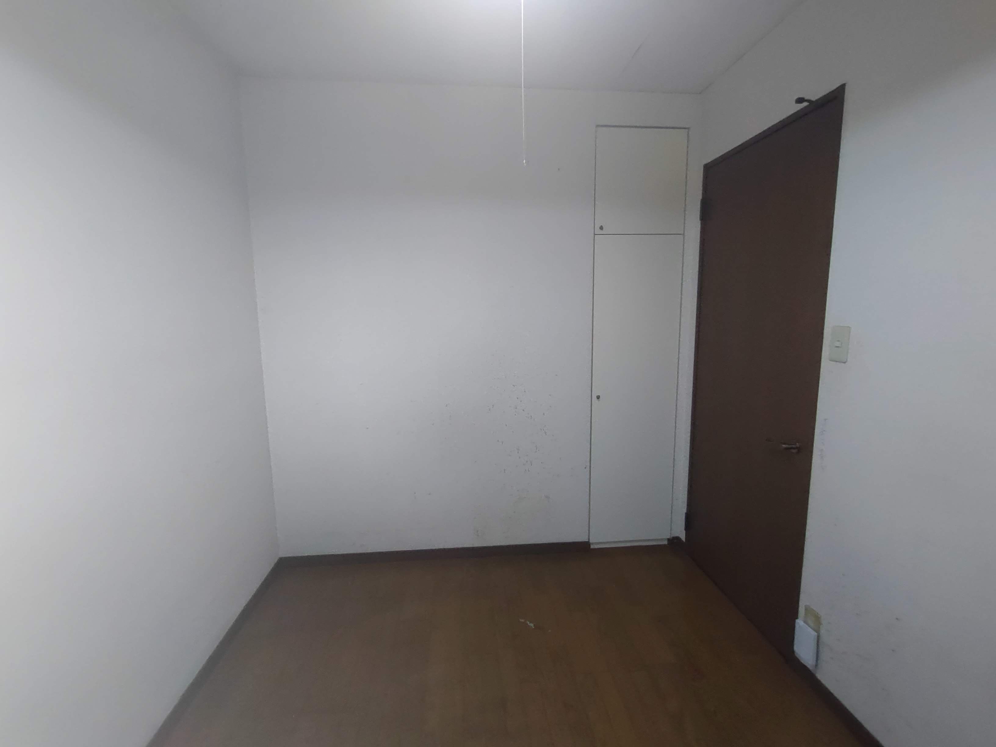 長年の使用でカビが生えた部屋のリフォーム