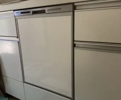 キッチン色に合わせたビルトイン食洗機交換