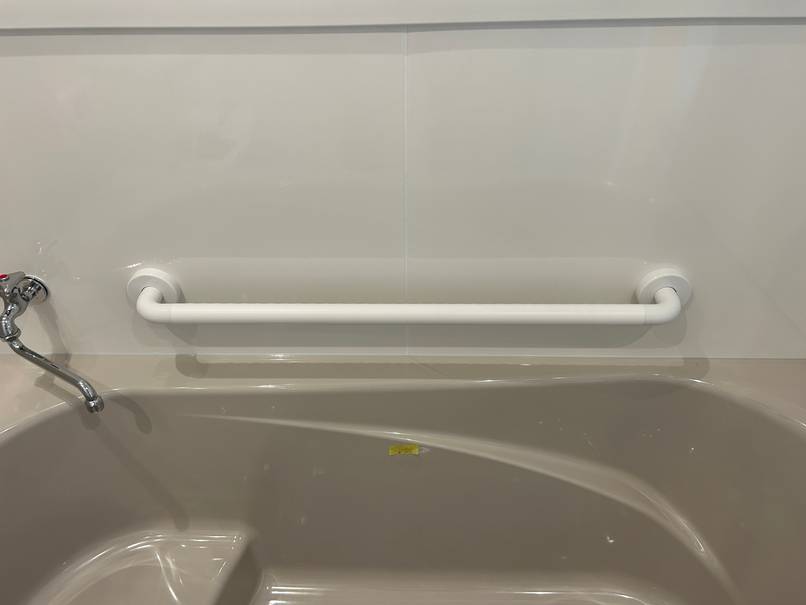 深い在来浴槽から入りやすいユニットバス・浴室空間へリフォーム