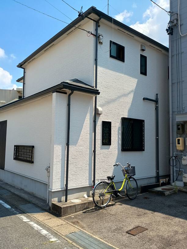 外壁塗料及び波板付け替え