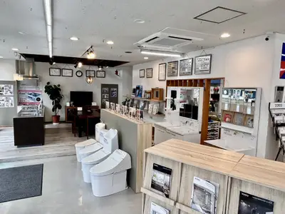 商品を展示しております。