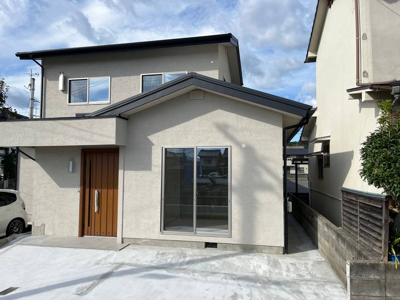 新築同然の快適空間！耐震改修済で安心して暮らせるリノベ住宅