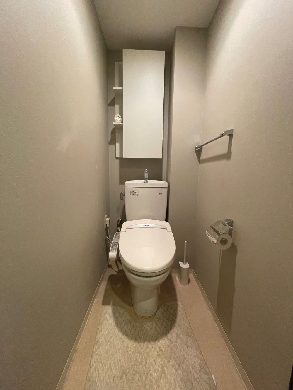 ピンクで華やかに！トイレリフォーム