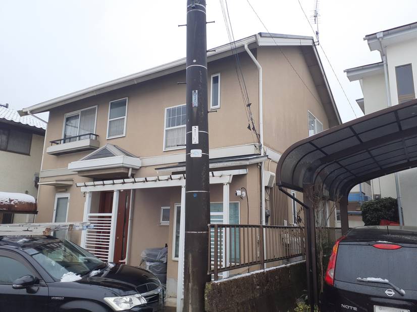 落ち着いた配色で高級感のある仕上がりに