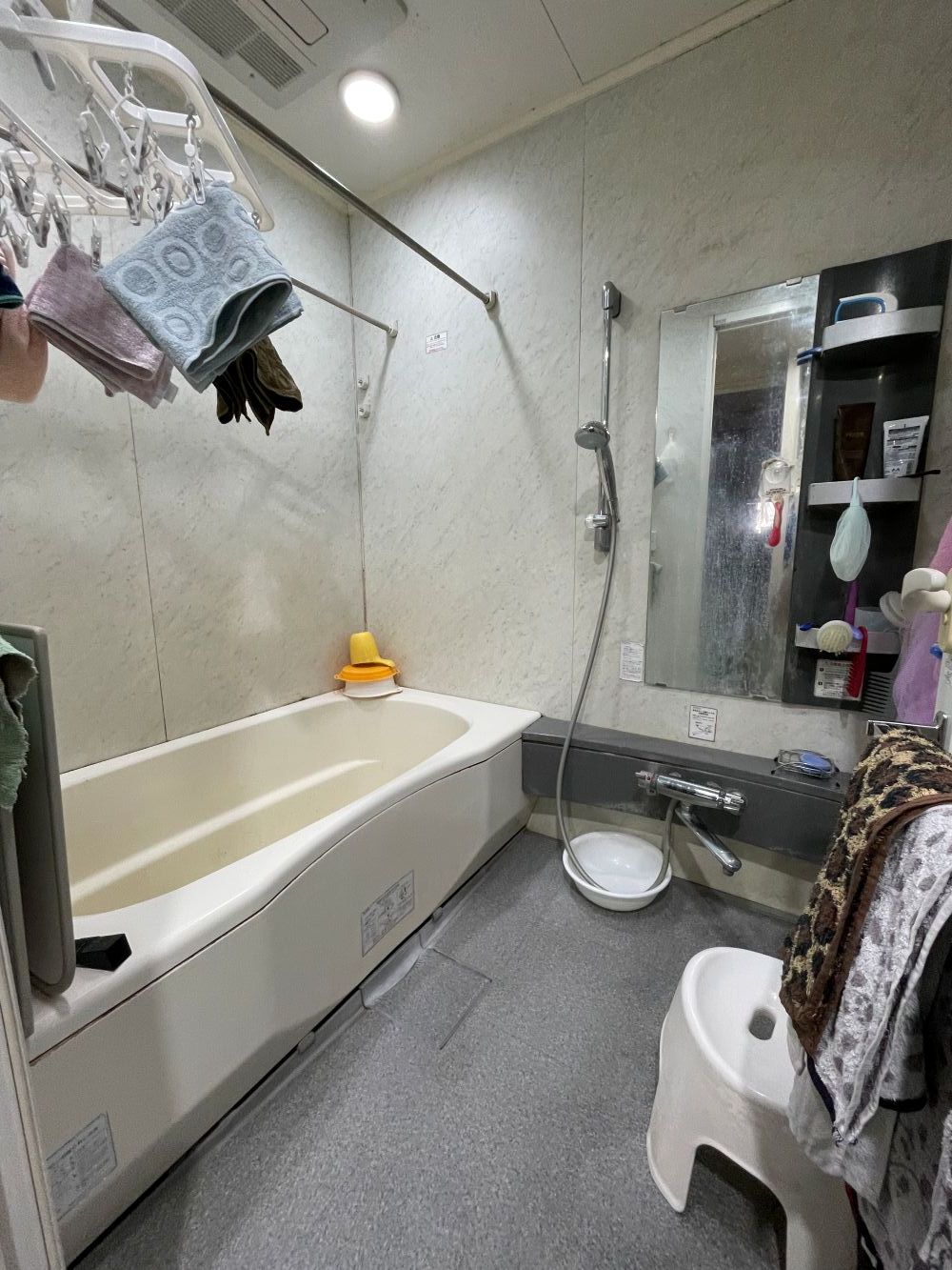 機能美と清潔感の融合　ユニットバスリフォーム