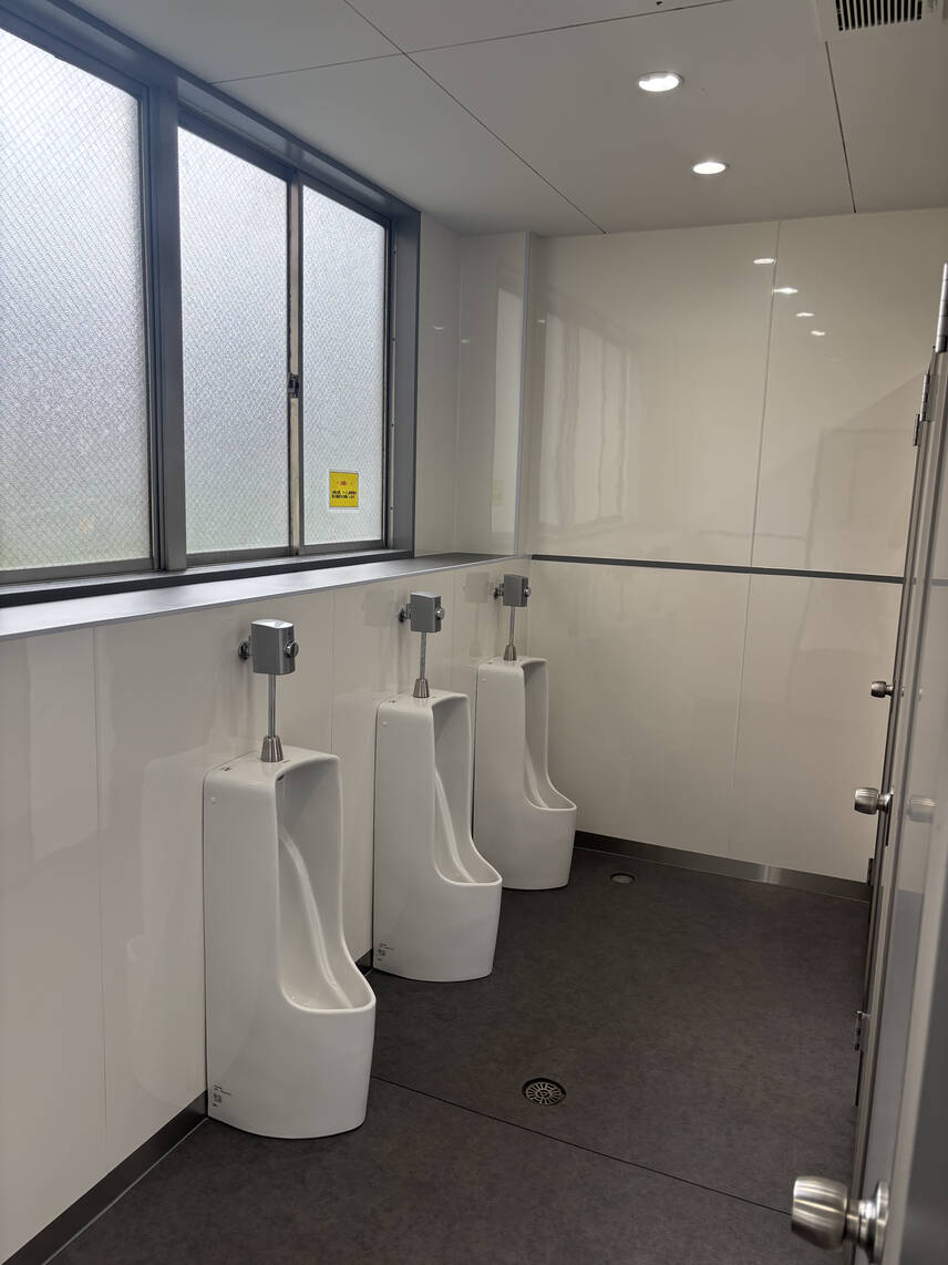 工場・オフィスのトイレ改修工事