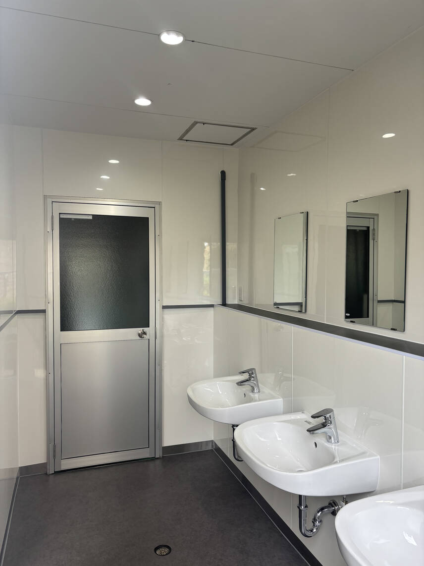 工場・オフィスのトイレ改修工事