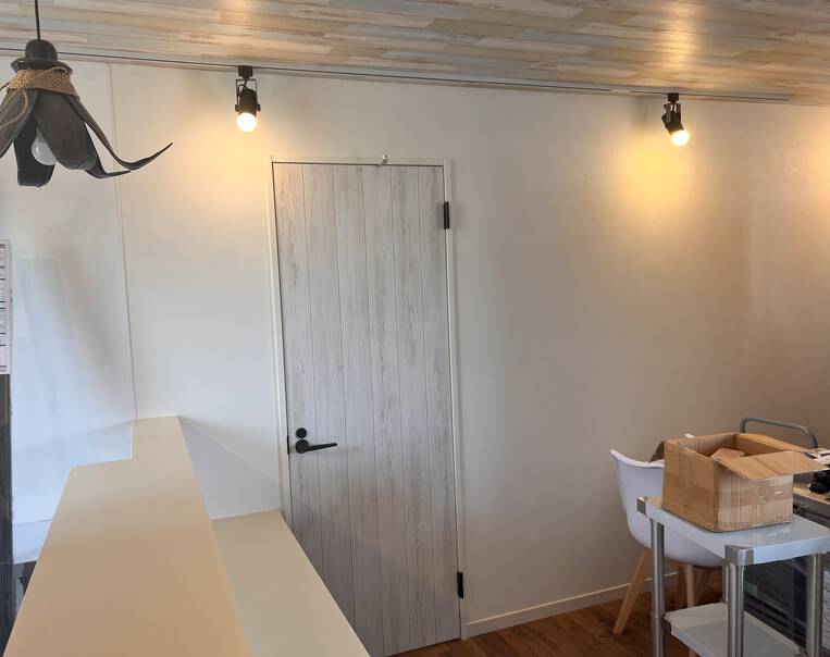 コンテナハウスをラドンルームへ