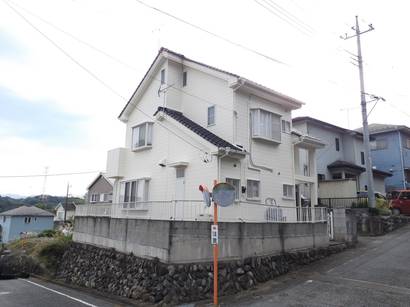 大切なおすまいのメンテナンス　外壁塗装と雨樋交換