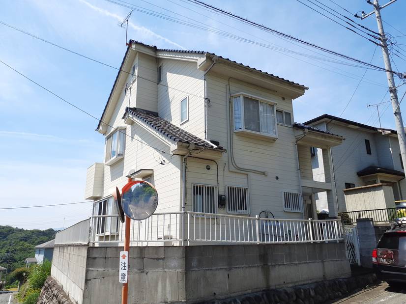大切なおすまいのメンテナンス　外壁塗装と雨樋交換