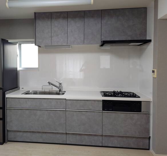 子どもと一緒に料理できる広々キッチン