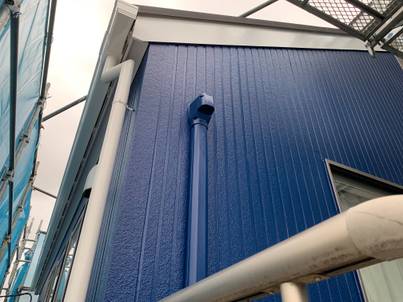 多賀城市｜外壁塗装で鮮やかなブルーが印象的な明るい住まいに