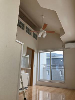 多賀城市｜外壁塗装で鮮やかなブルーが印象的な明るい住まいに