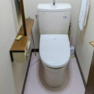 老朽化に伴う壁紙張り替え