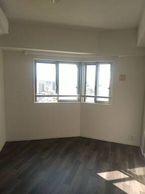 株式会社バンビ