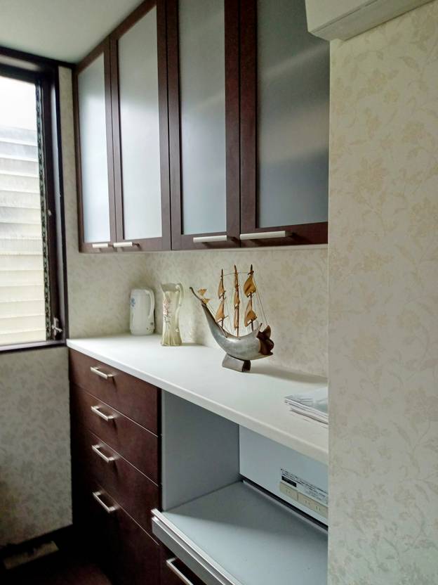 トクラスの人造大理石カウンターキッチン