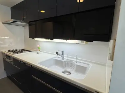 トクラスでより洗練されたキッチンへ