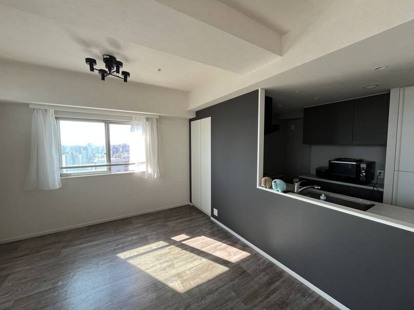 中古物件のクロスとクッションフロア交換