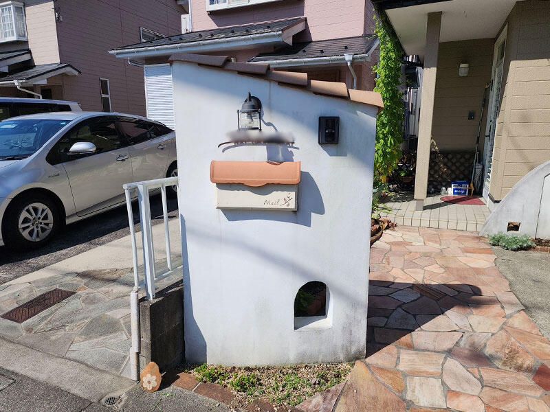 住まいの顔を彩る門柱リフォーム