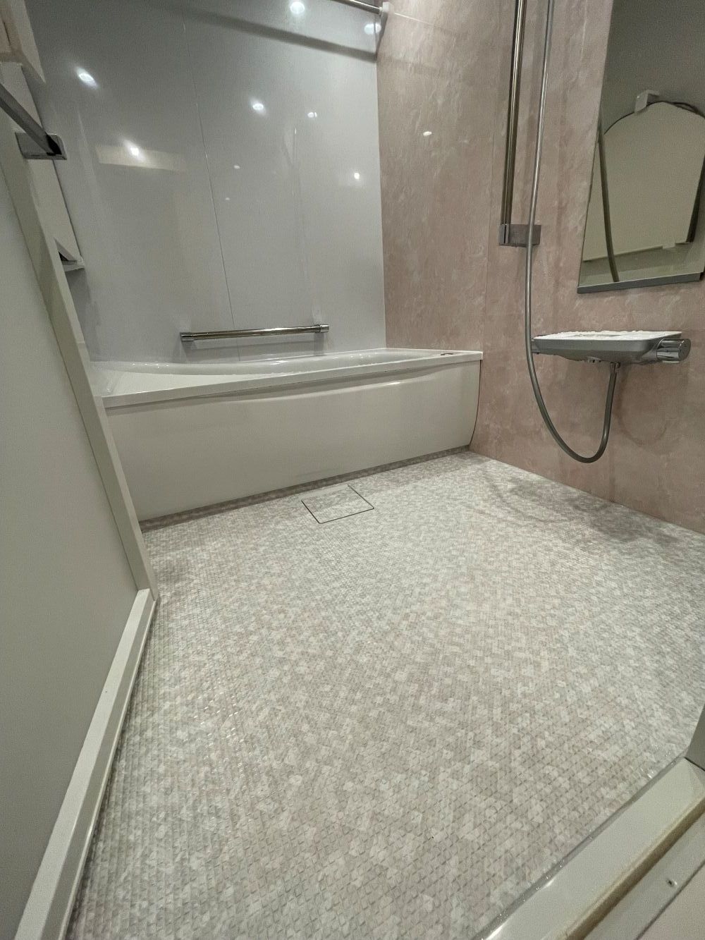 ラクにキレイが続く水まわり　ユニットバス・洗面所リフォーム