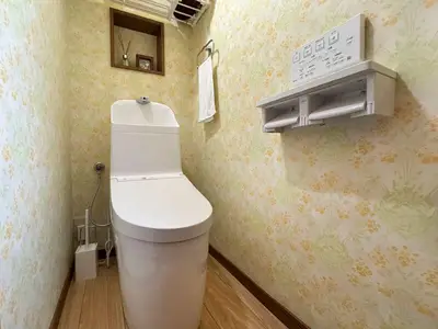 華やかで可愛いトイレ空間